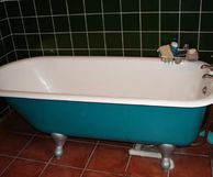 Roll-top bath